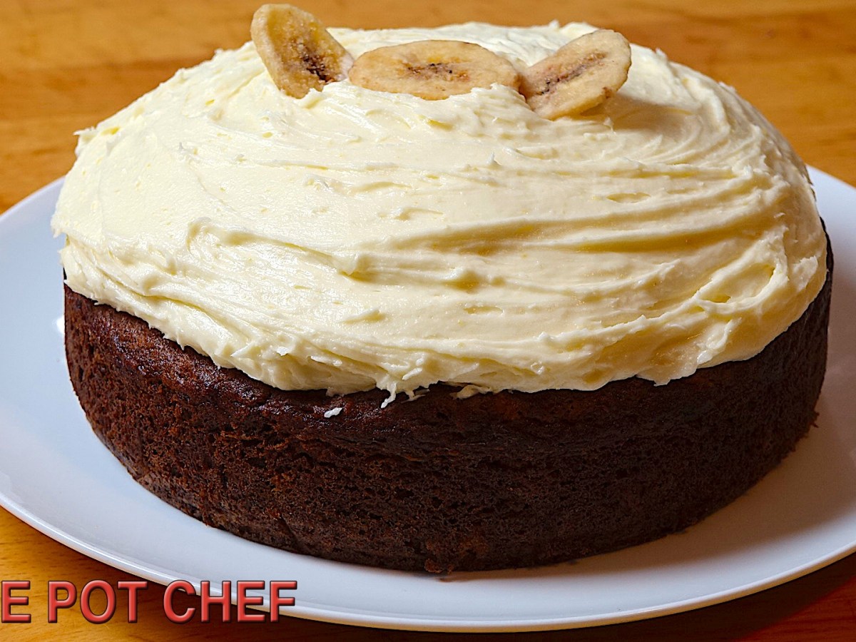 NEW RECIPE VIDEO: Classic Banana Cake with Cream Cheese&nbsp;Frosting