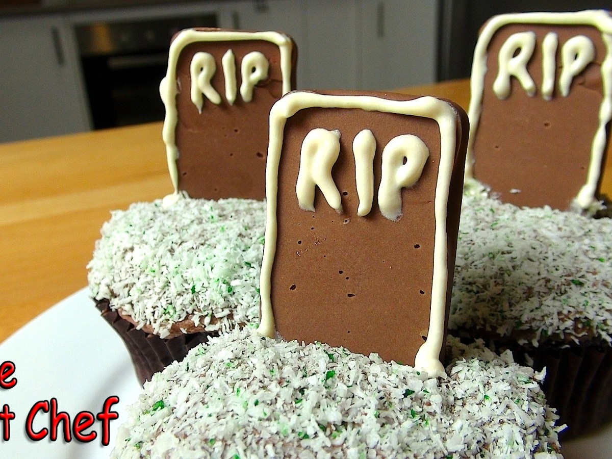5 Spooky Snacks and Treats for Your Halloween&nbsp;Party!